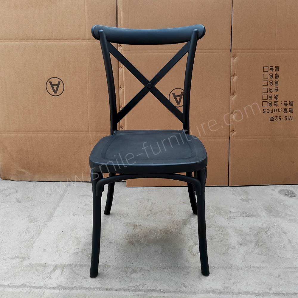 Plastic-chair3.jpg