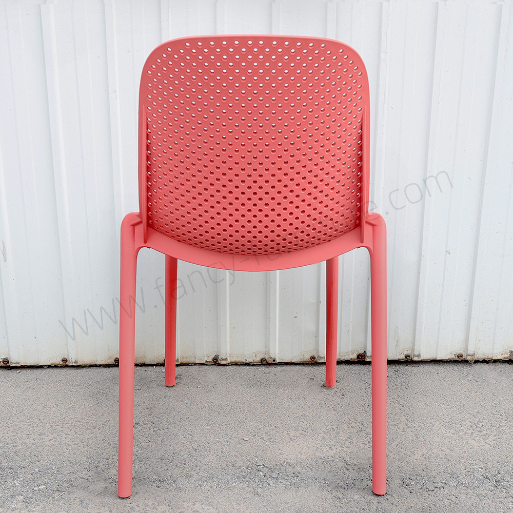 Wholesale Lightweight Ventilated Plastic Mesh Chair, Stackable Weather-Resistant Dining Chair for Banquet Outdoor, Event
