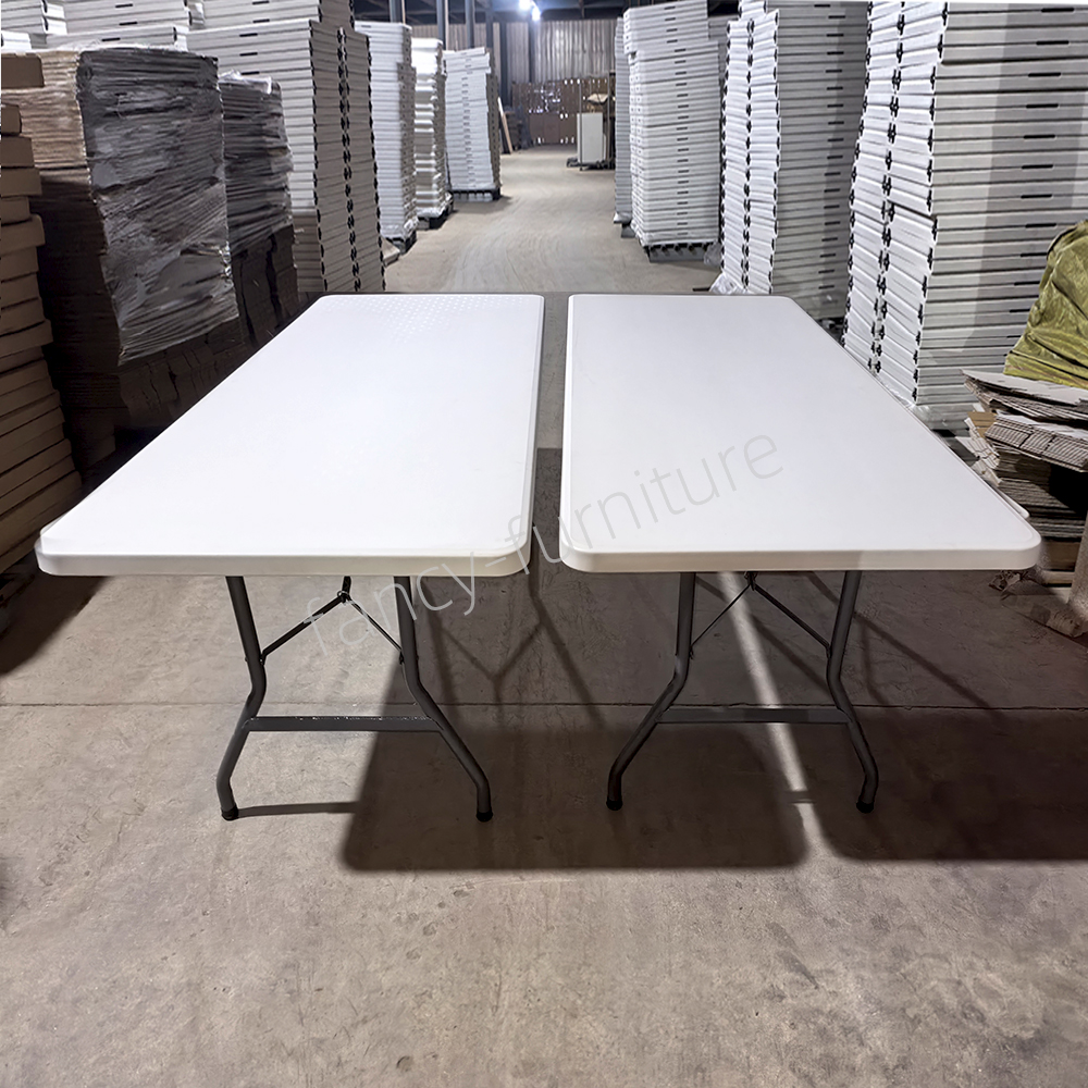 Portable Folding HDPE Plastic Heavy Duty Waterproof Rectangular Outdoor Dining Table for Camping Parties Furniture