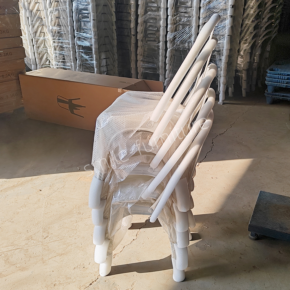 Iron-chair22.jpg
