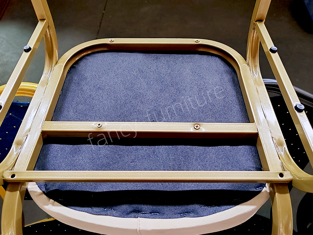 Wholesale Stackable Iron Wedding Banquet Chairs And Tables with Traditional Design Stable Structure No Wood for Hotels