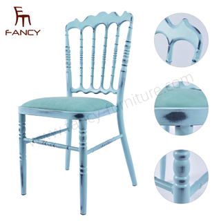 Stylish Elegant Antique Metal Wedding Chairs Durable Iron Hotel Furniture for Farmhouse Party Home Office Factory Sale