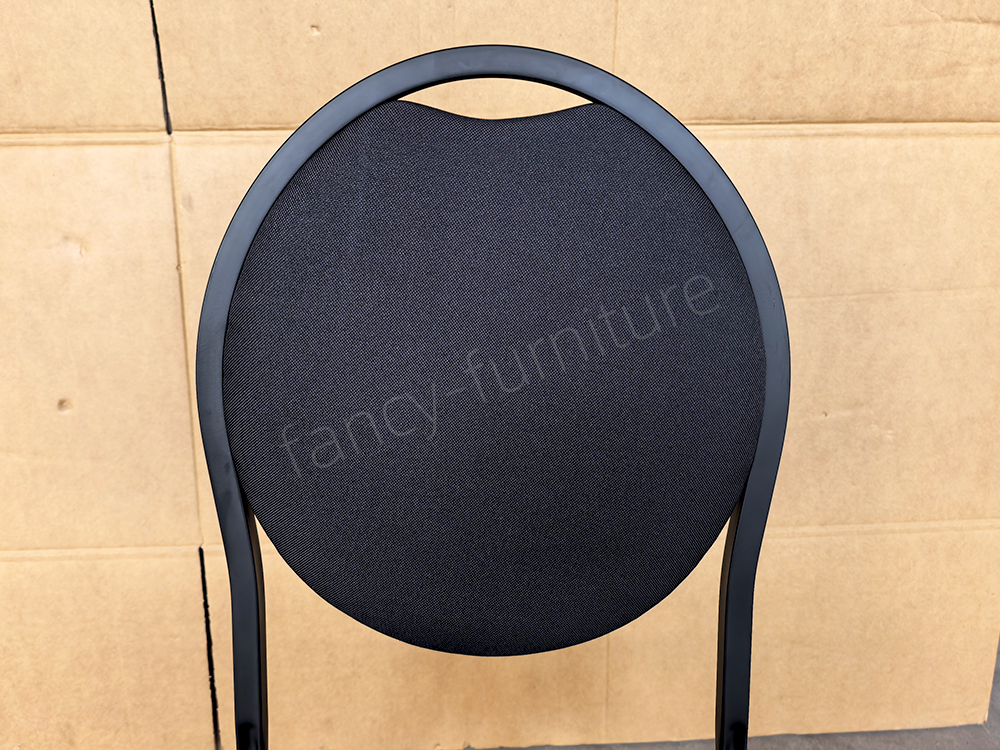 Wholesale Banquet Chairs Are Available in Various Models, Sturdy And Durable, Suitable for Banquet Halls And Other Venues, And Stackable.