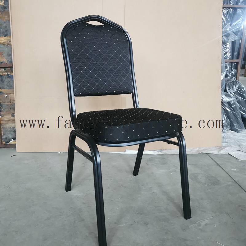 Hot selling Red Metal Hotel and Restaurant Banquet Chair for wedding meeting event stackable