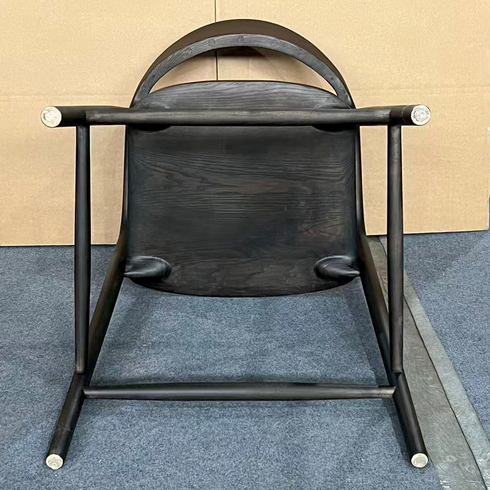 Hot Sale Solid Ash Wood Bar Stools, Machine-carved in One Piece by Shungite, Suitable for Restaurants And High-end Private Furniture.