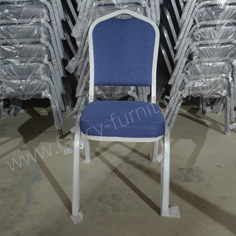 High Quality Modern Design Metal Banquet Chair for Wedding Reception for Restaurant Hotel Church with High Density Sponge