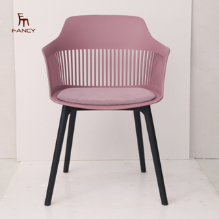 2020 fashion dining room cheap plastic chair with metal leg