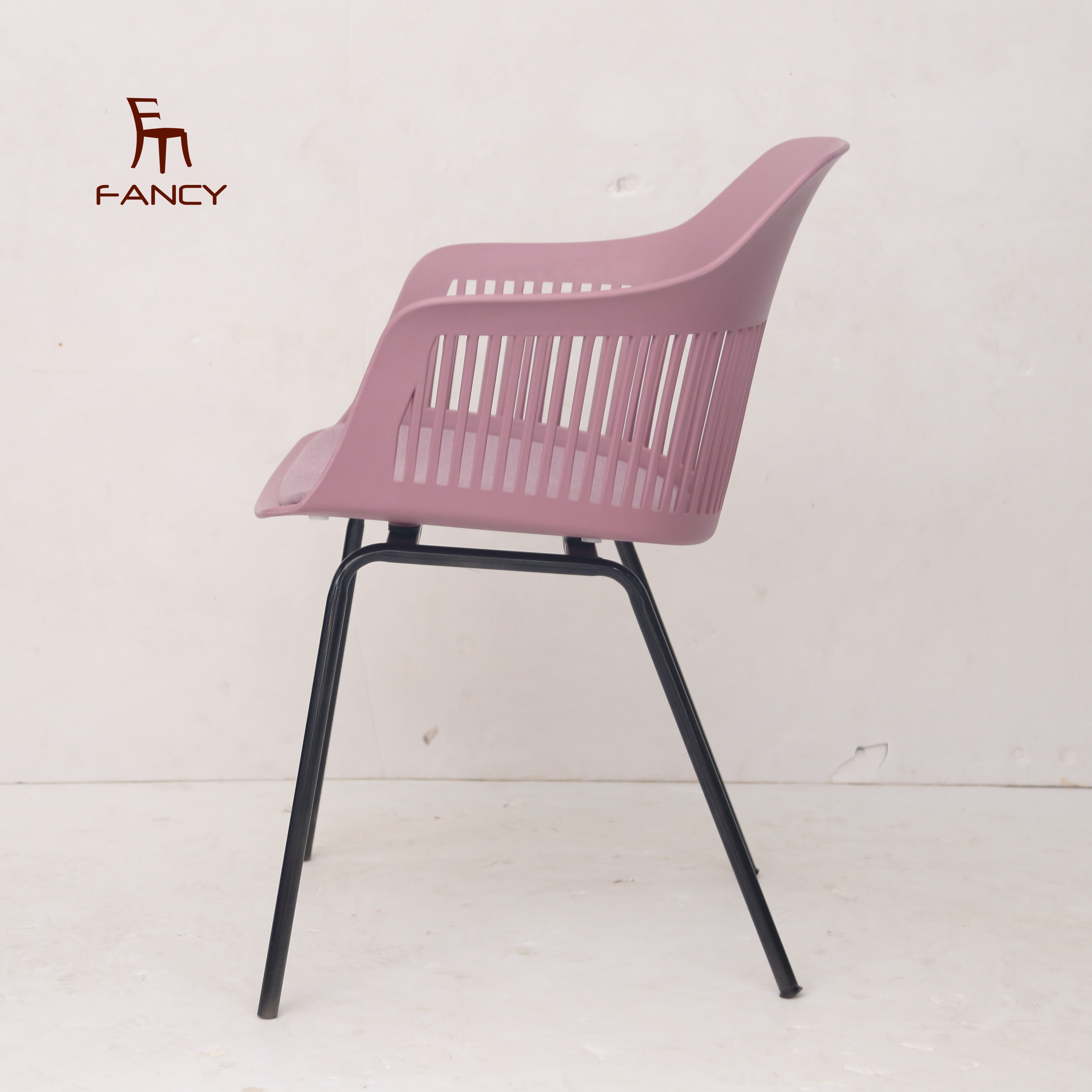 Cheap Price Home Furniture Dining Restaurant Cafe Plastic Chair 