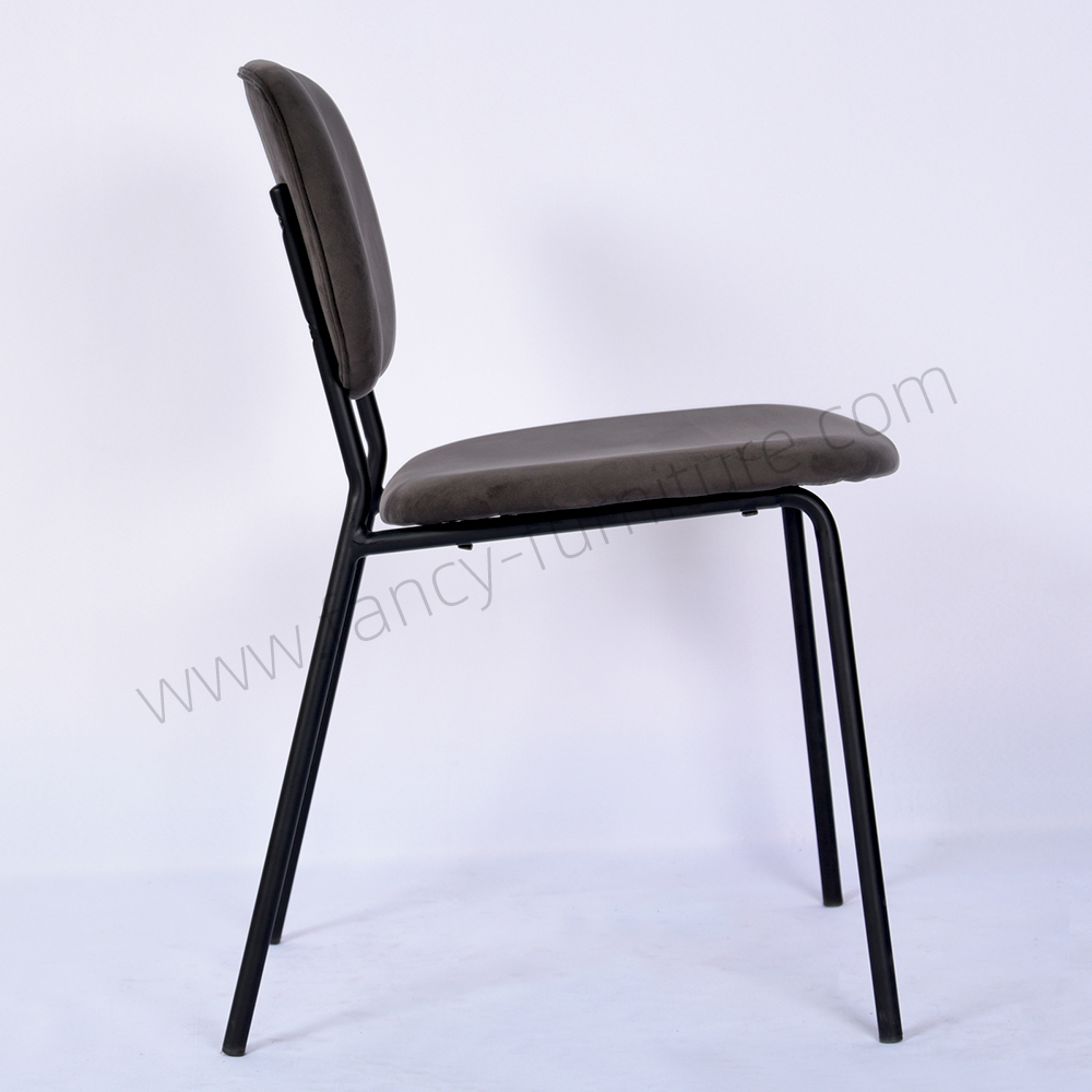 Luxury Modern Velvet Upholstered Dining Chair with Black Ripple Legs for Hotel Use