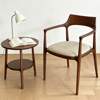 Hot Sale Jenny Chair, Made of Ash Wood with Soft PU Upholstery, Suitable for Restaurants And Upscale Private Spaces.