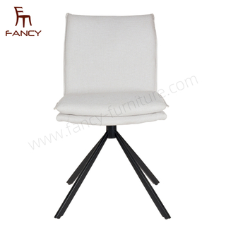 Wholesale Luxury Leisure Kitchen Restaurant Designer Chinese Gold Velvet Comfortable Dining Chair With Metal Legs Black