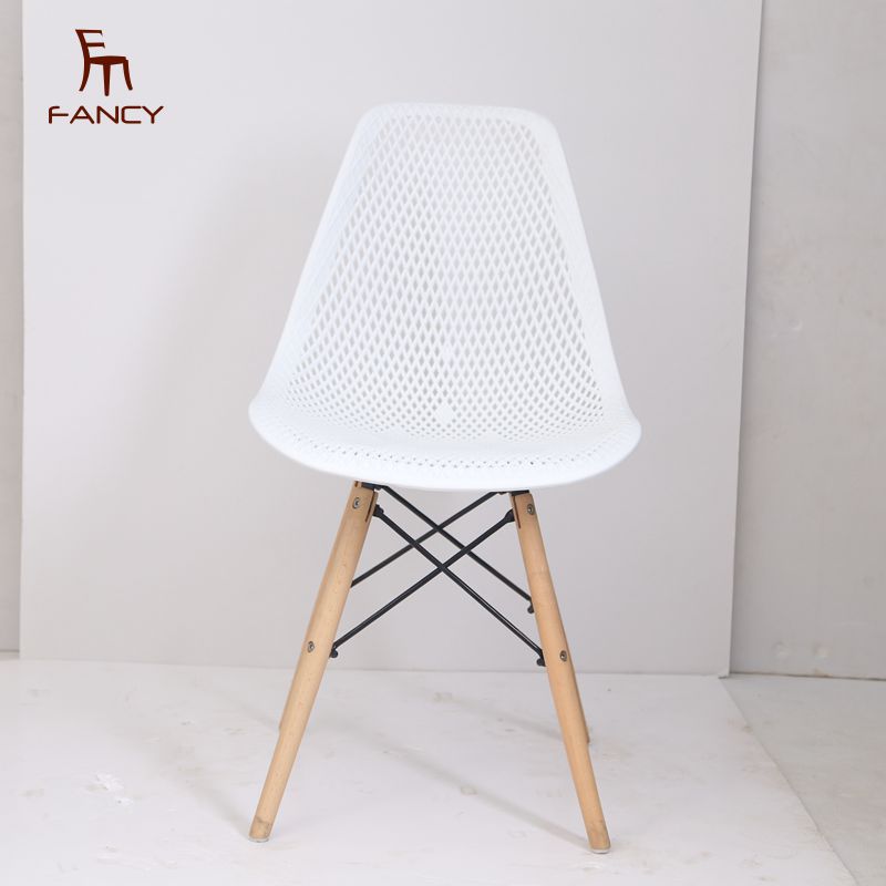 China Manufacturer Bedroom Wood Dining Chair