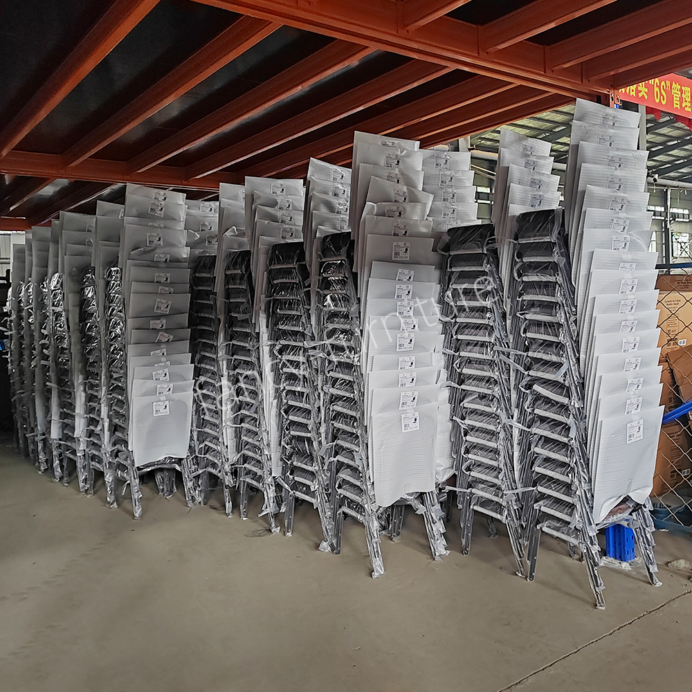 Banquet-chair18.jpg