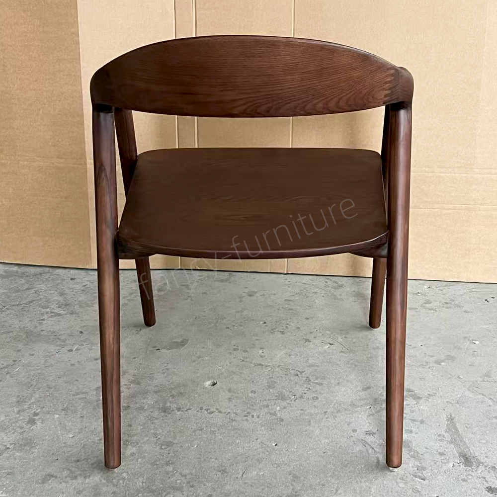 Our Factory Sells European-style Minimalist Ash Wood Chairs with Carved Panels, Available in A Variety of Colors. Suitable for Restaurants, Cafes, And Other Similar Establishments.