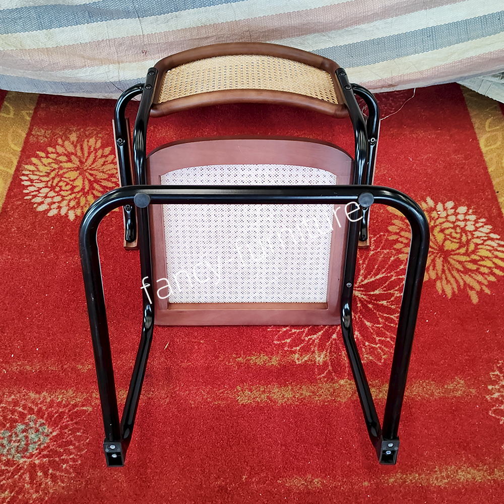 Nordic Armed Arched Rattan Dining Chair, Beech Wood Edge Plastic Rattan Chair with Spray Black Legs
