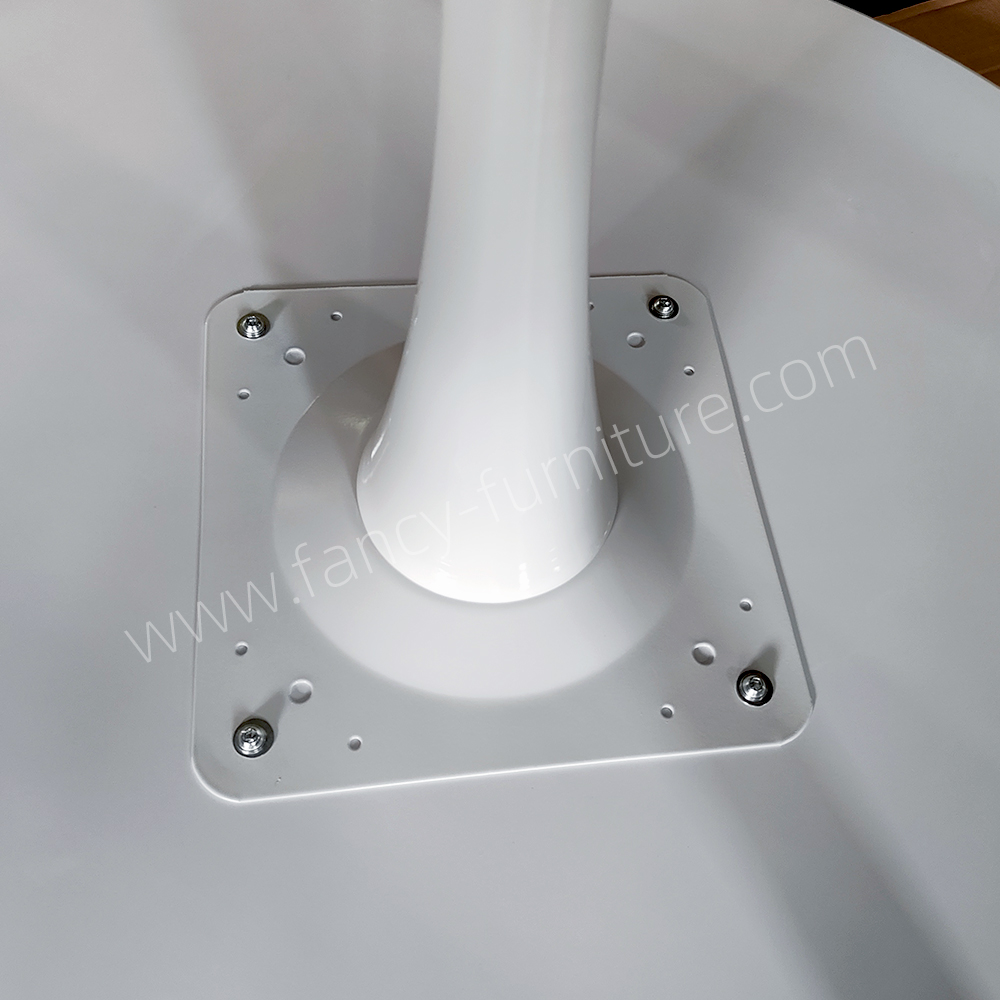 Plastic-table7.jpg