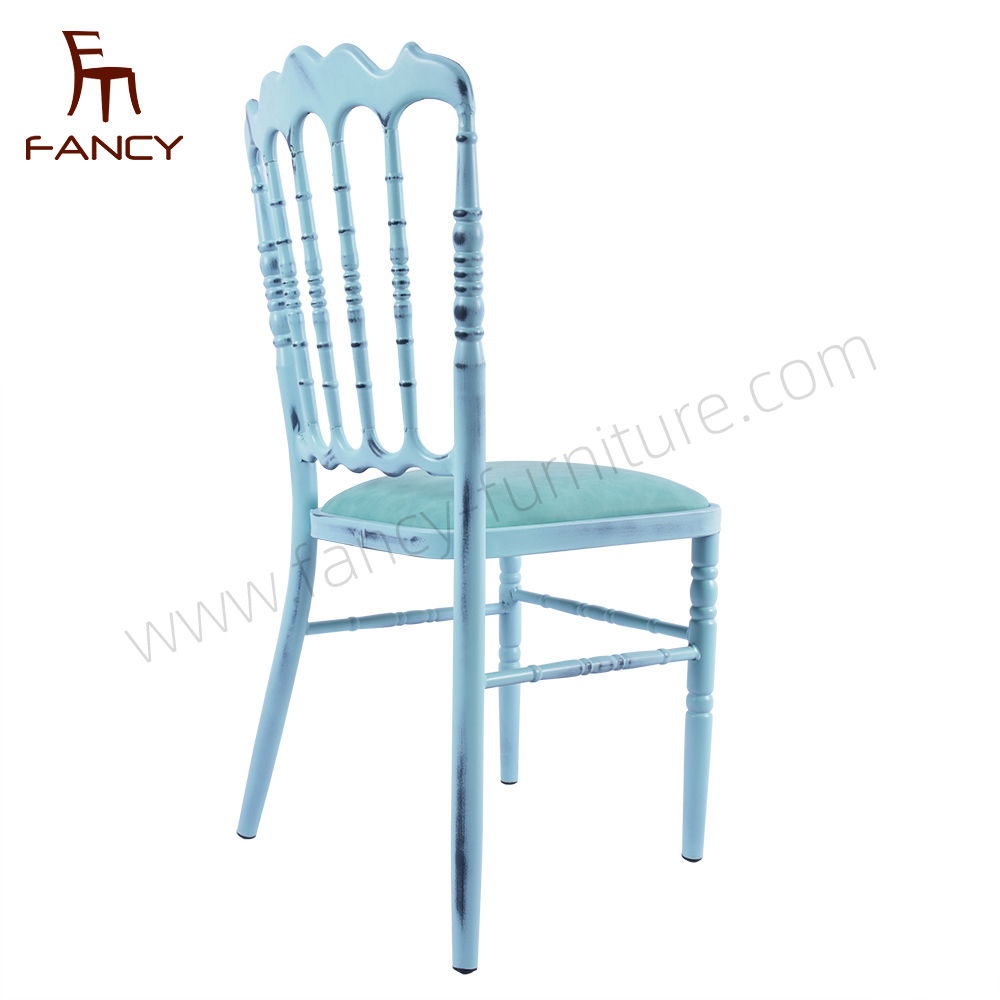 Factory Sale Antique Metal Wedding Chairs Durable Iron Hotel Furniture for Farmhouse Party Home Office Factory Sale