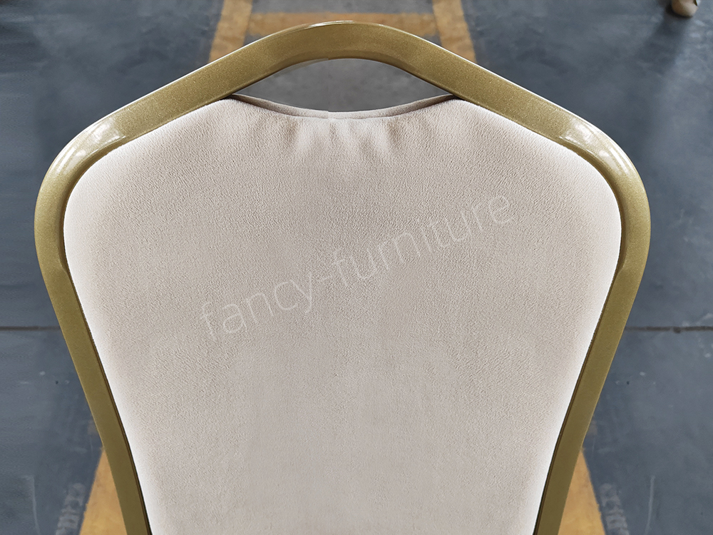 Wholesale Stackable Iron Wedding Banquet Chairs And Tables with Traditional Design Stable Structure No Wood for Hotels