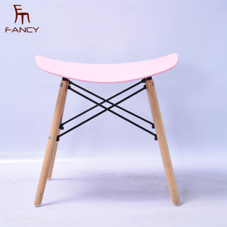 Wholesale Stackable dining chair, plastic chair for restaurant