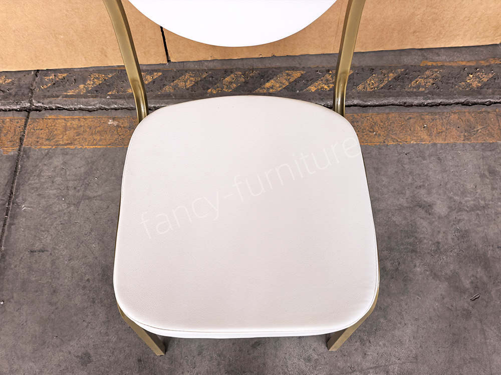 Stackable Banquet Chairs, Available in Various Models And Customizable, Suitable for Banquet Halls, Weddings, And Other Venues.