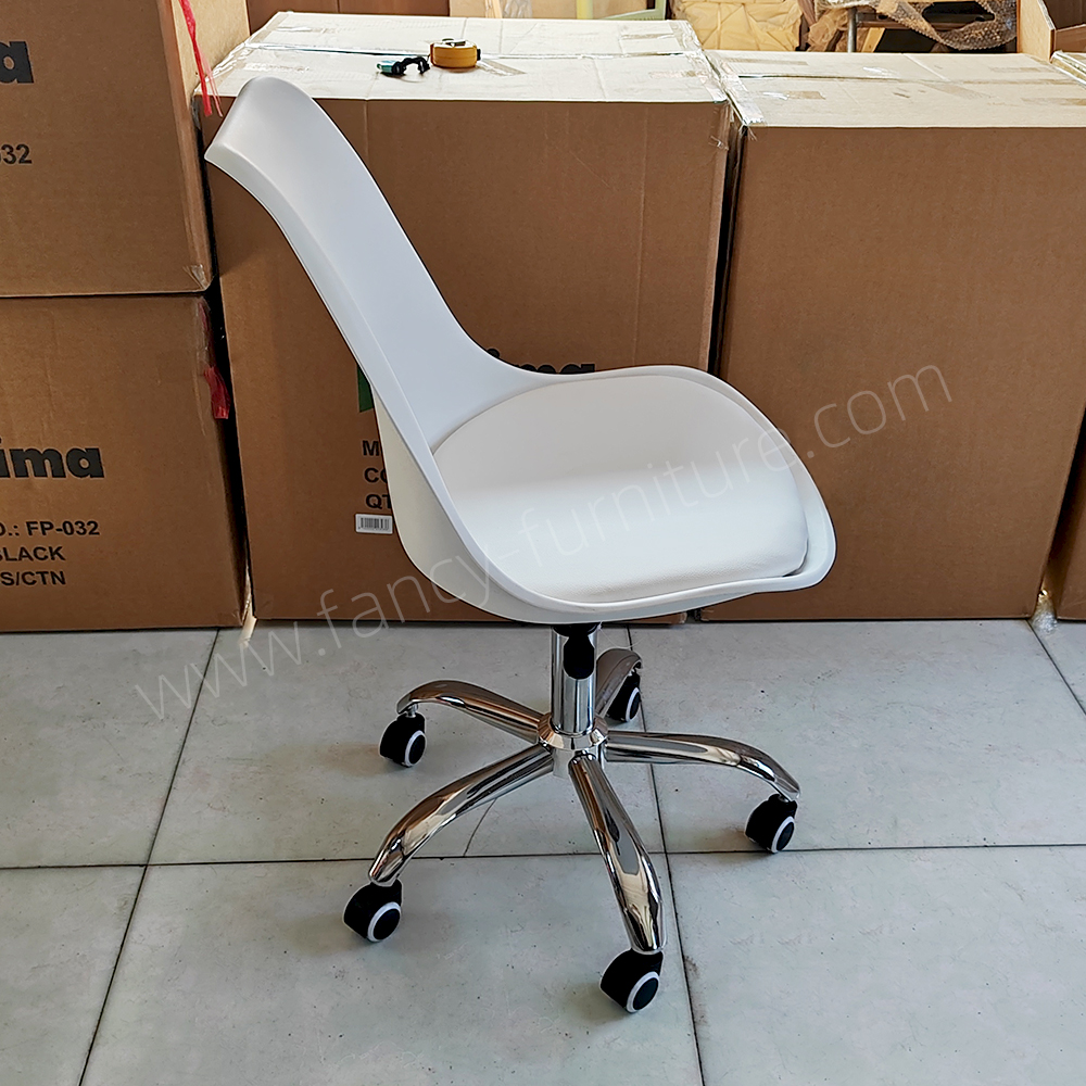 Ergonomic Swivel Desk Chair with PU Cushion | Adjustable Height, 360° Swivel for Home Office & Living Room