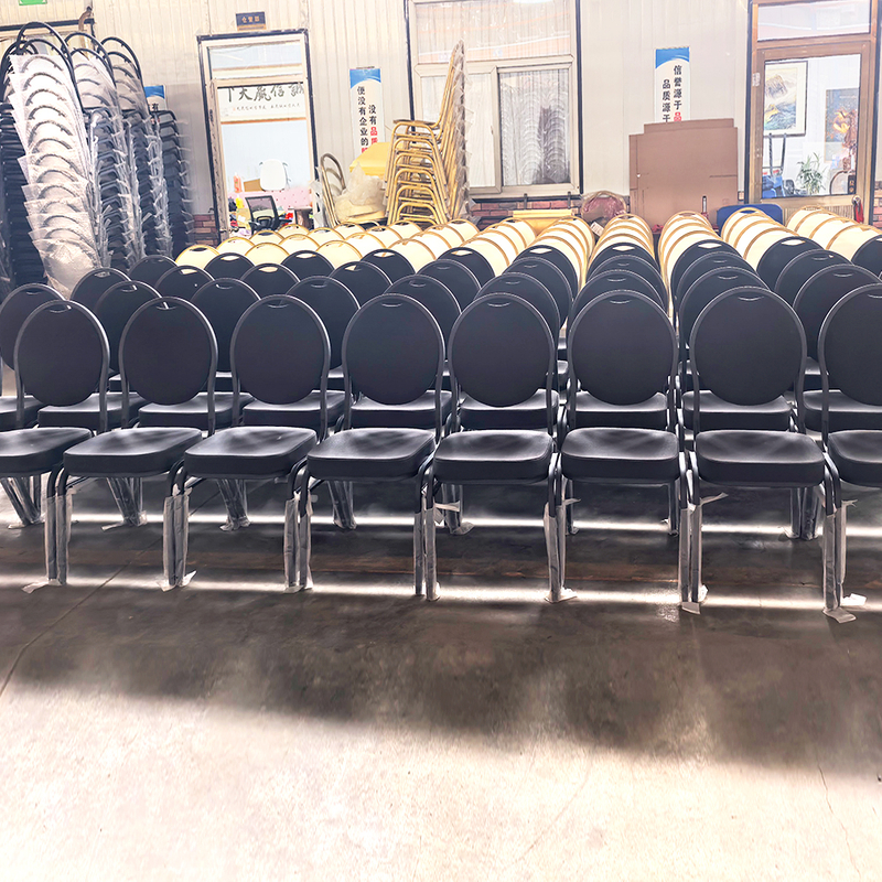 Wholesale Banquet Chairs Are Available in Various Models, Sturdy And Durable, Suitable for Banquet Halls And Other Venues, And Stackable.