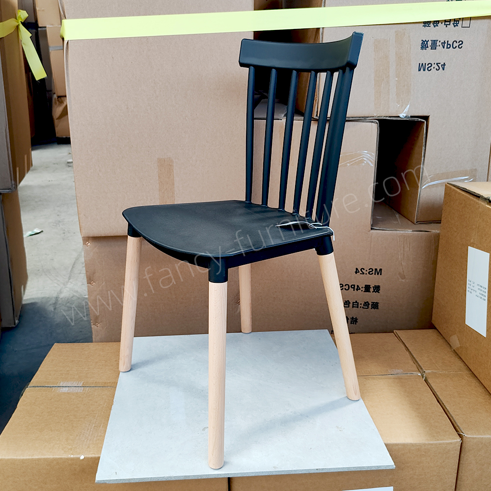 Modern Windsor Dining Chair, Plastic Seat & Backrest with Beech Wood Legs, Ideal for Kitchen, Living Room, Stackable Design