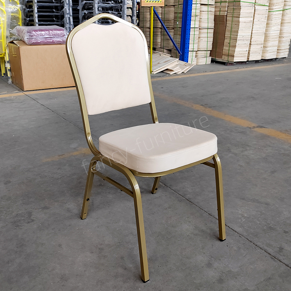 Wholesale Stackable Iron Wedding Banquet Chairs And Tables with Traditional Design Stable Structure No Wood for Hotels