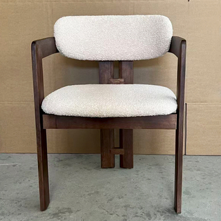Good Quality Ash Wood Tripod Chair Featuring A Soft Teddy Fleece Cushion; Suitable for Residential Use And High-end Private Venues.